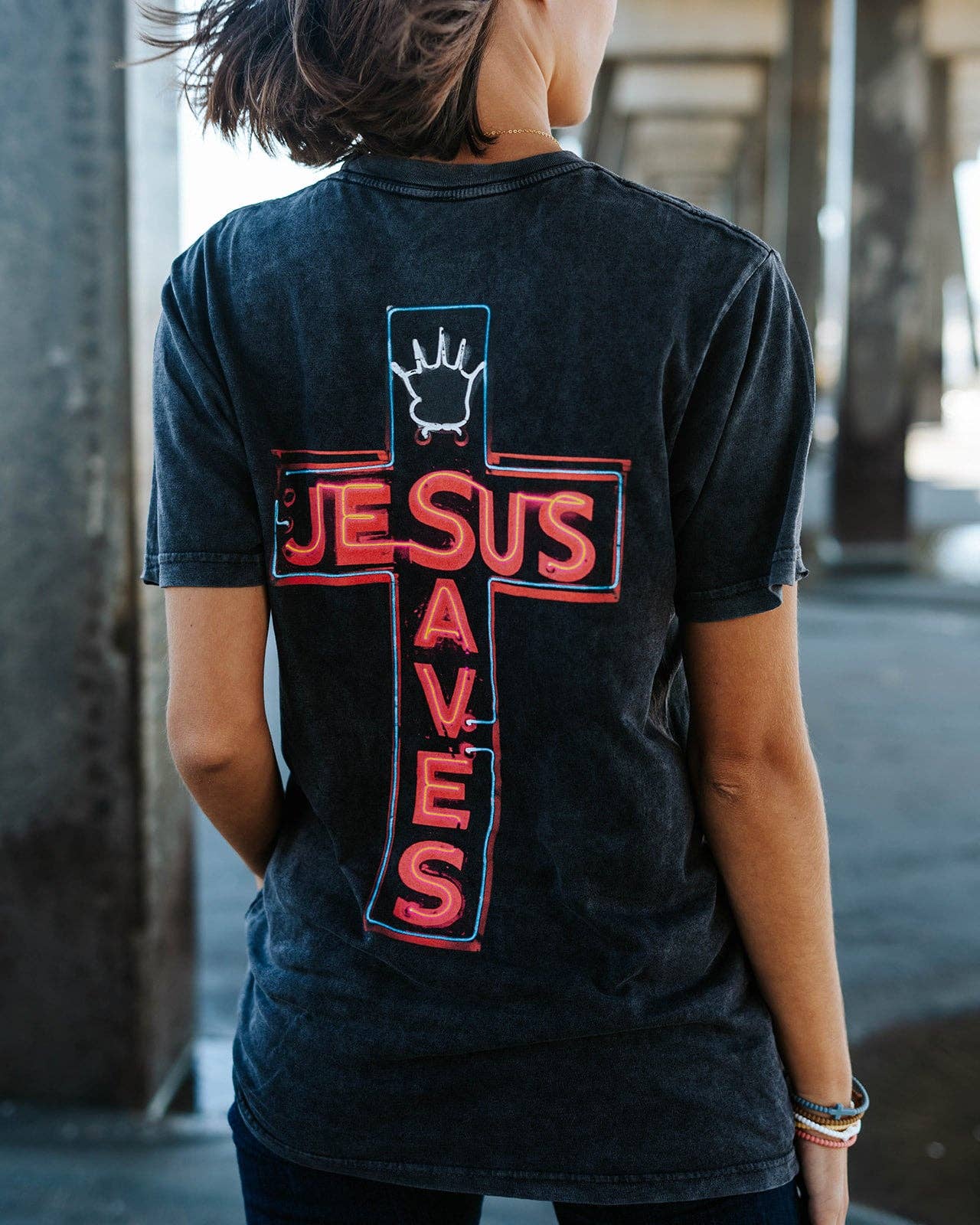 JESUS SAVES TEE