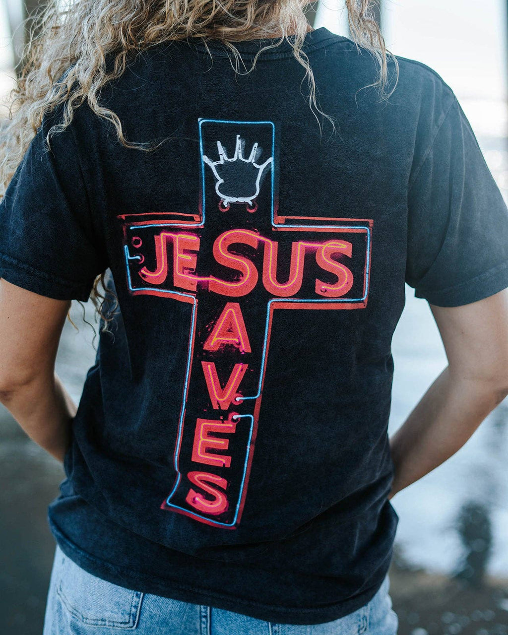 JESUS SAVES TEE